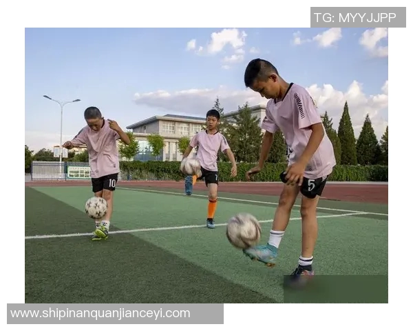 赵强畅谈羽毛球生涯：从青涩少年到世界冠军的心路历程