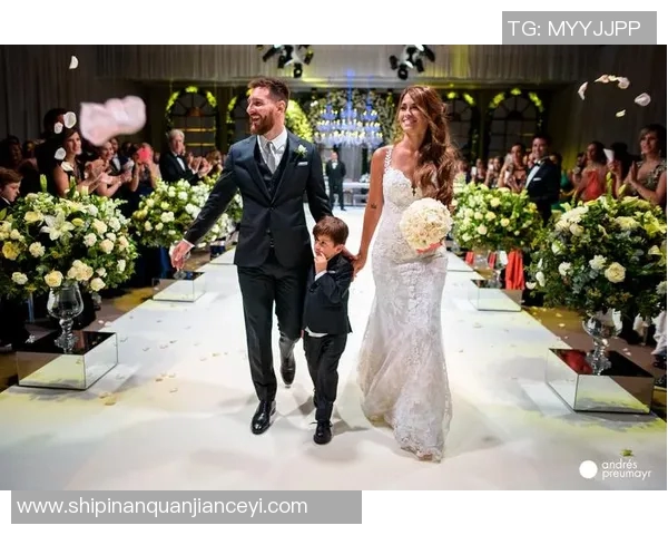 足球明星与女星携手共度人生浪漫瞬间揭秘他们的爱情故事与婚礼盛况