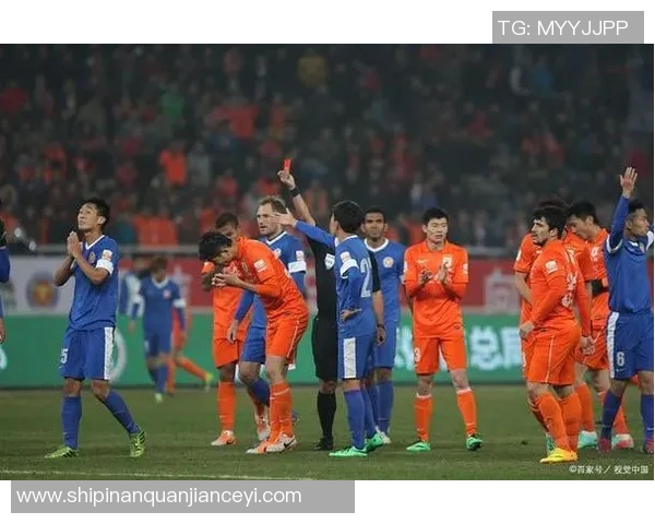 足球明星为粉丝献舞激情瞬间展现运动与艺术的完美结合