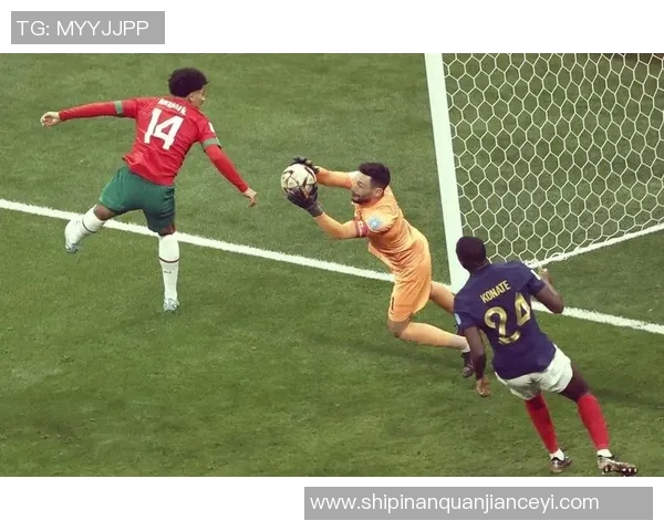 足球明星在世界杯赛场上的巅峰对决与精彩瞬间回顾