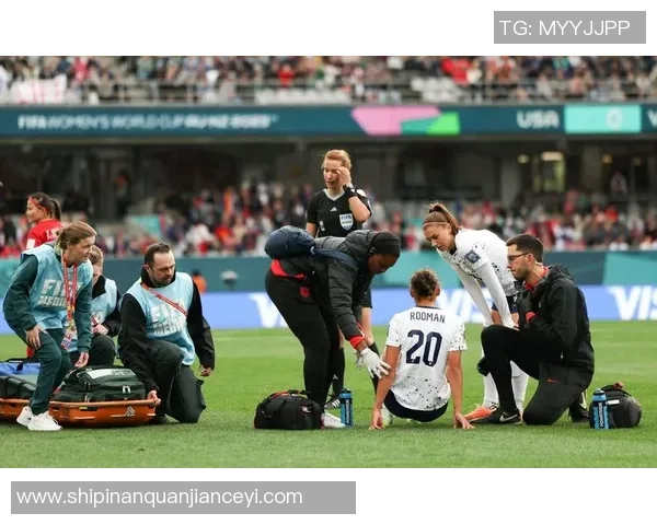 足球明星如何看待疫情对体育界的影响与未来展望