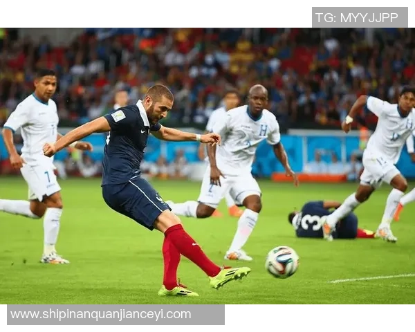 足球明星挑战奇葩游戏视频大集合让你笑不停的精彩瞬间回顾 足球明星挑战奇葩游戏视频大集合让你笑不停的精彩瞬间回顾