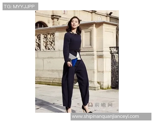 足球明星时尚穿搭街拍大揭秘展现个性与魅力的潮流风格