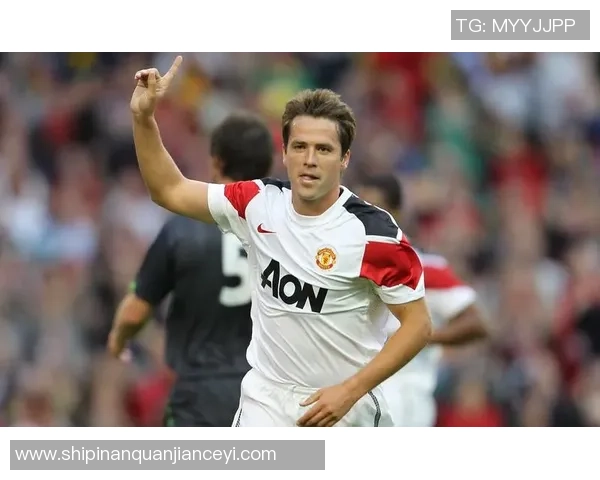 足球明星欧文与女儿的温馨时光分享父女情深的感人瞬间