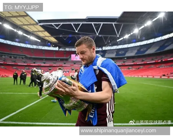 足球明星瓦尔迪体重揭秘如何影响他的职业生涯与比赛表现