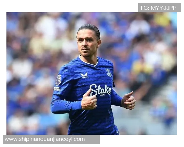 足球明星的跑步姿势引发热议究竟是训练问题还是个人风格