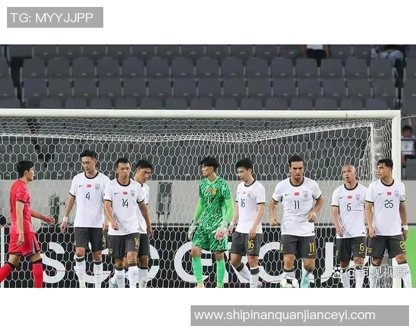 足球明星私下射门瞬间揭秘精彩瞬间尽在其中你绝对不想错过的独家画面